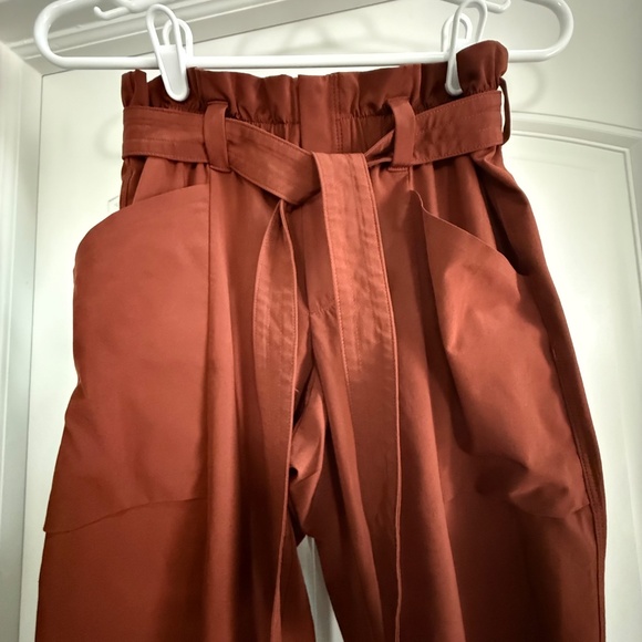 Athleta Cinnamon Tie-Waist Trousers Size 4 - Picture 3 of 16